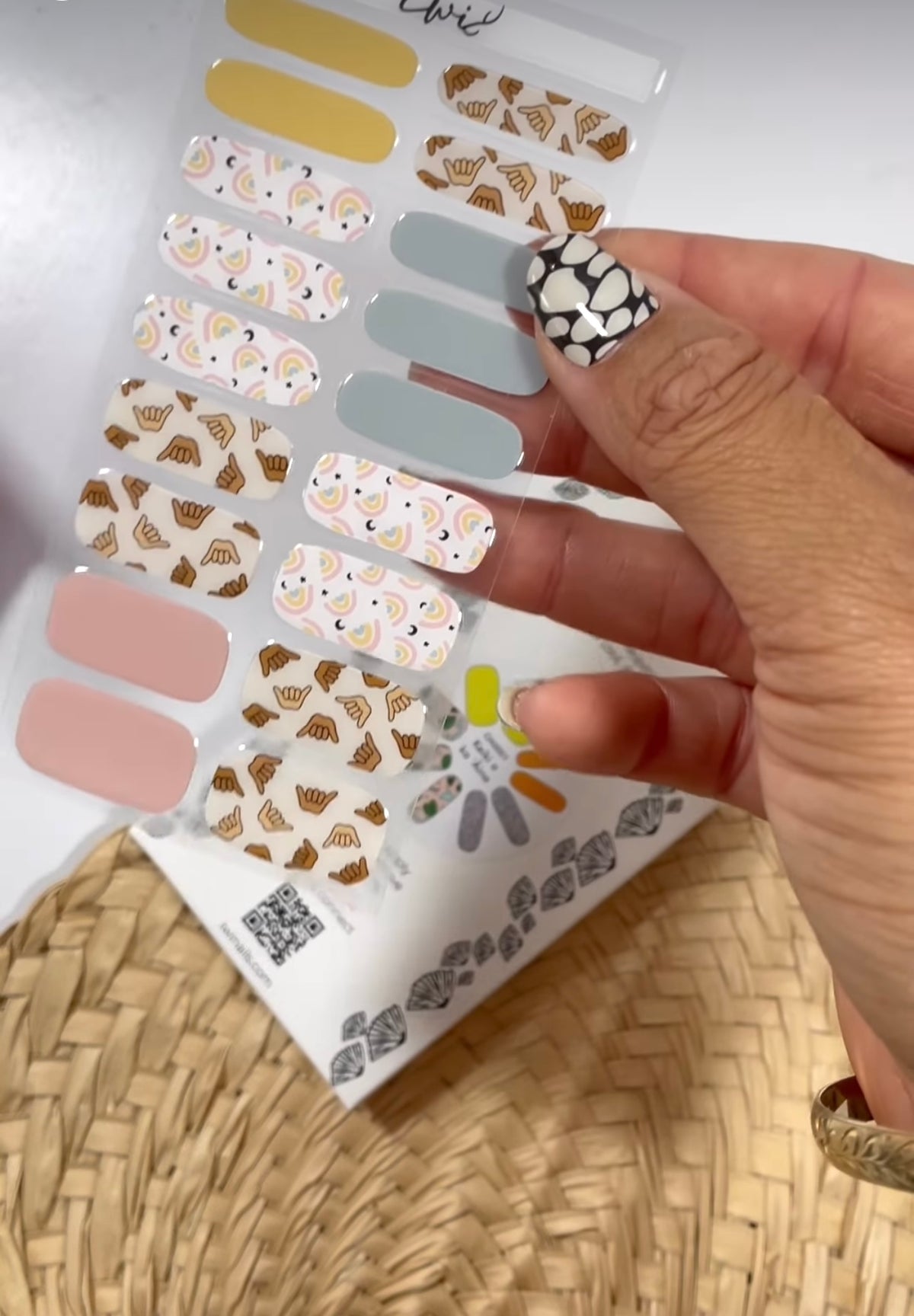 Pop-Up Mākeke - Gel Nail Strips - ʻOno & ʻAwa x Iwi Nails Aloha (For Keiki/Kids)