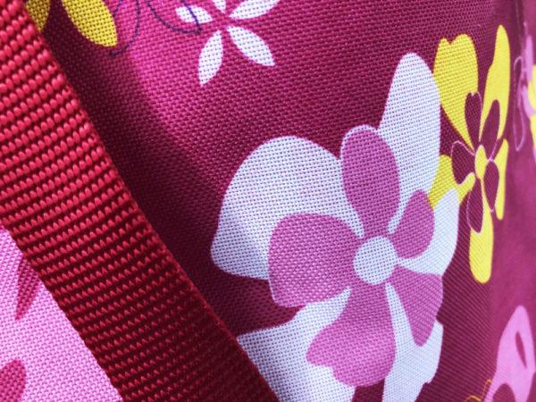 Pop-Up Mākeke - Haumea Hawaii - Kai Beach Bag - Hibiscus Heaven - Close Up