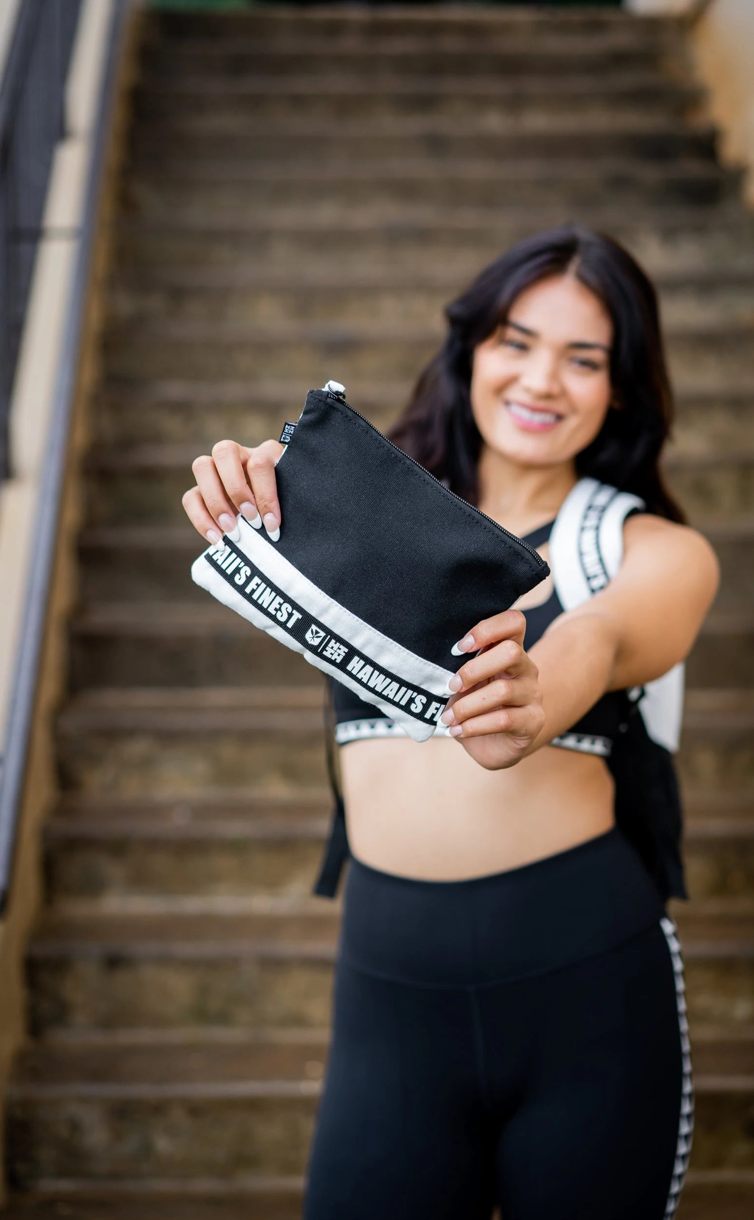 Pop-Up Mākeke - Hawaii's Finest - White Color Block Canvas Wristlet