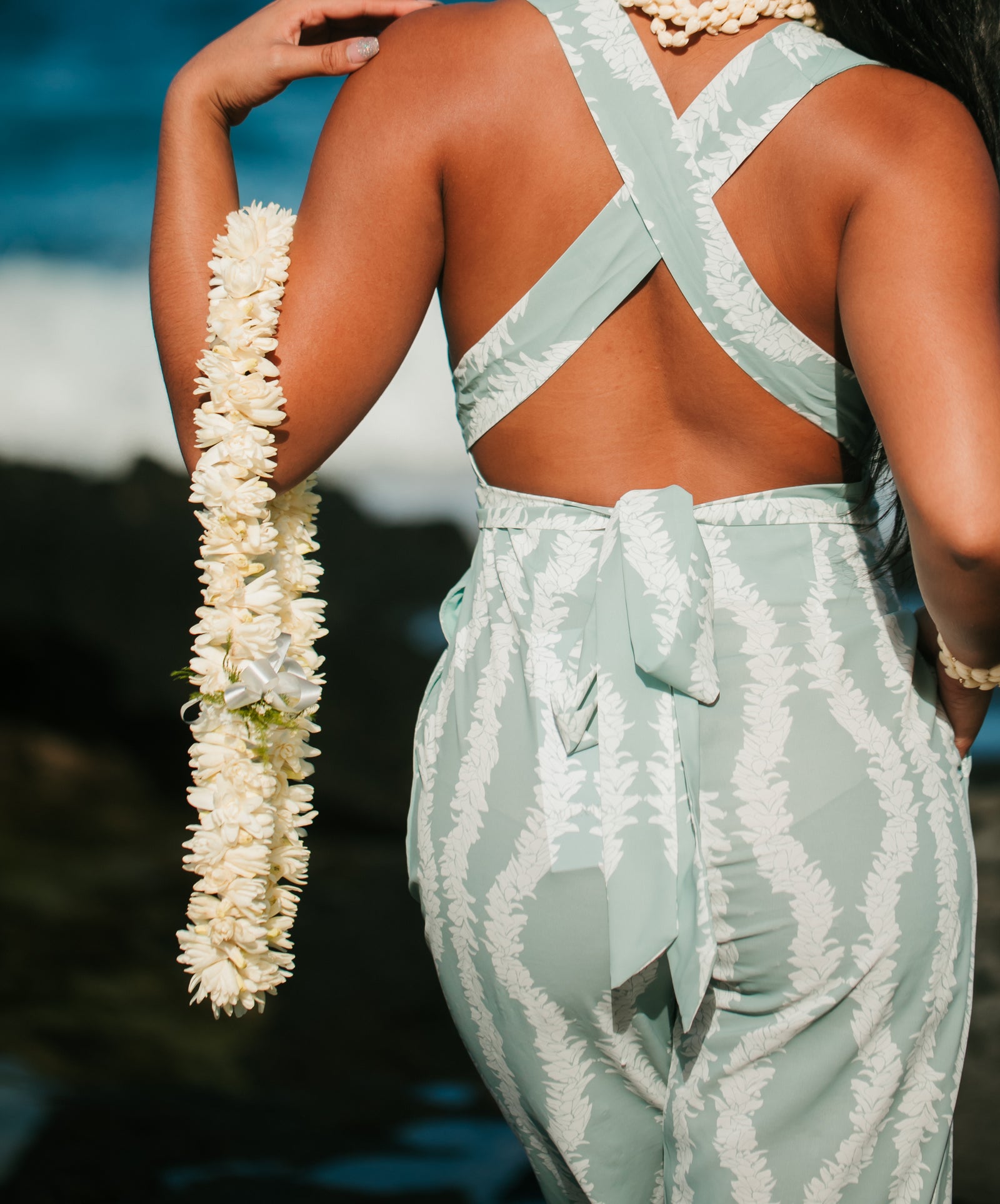 Pop-Up Mākeke - Lexbreezy Hawai'i - Hi'i Jumper in Aloha Lei Blue Dust - Front View