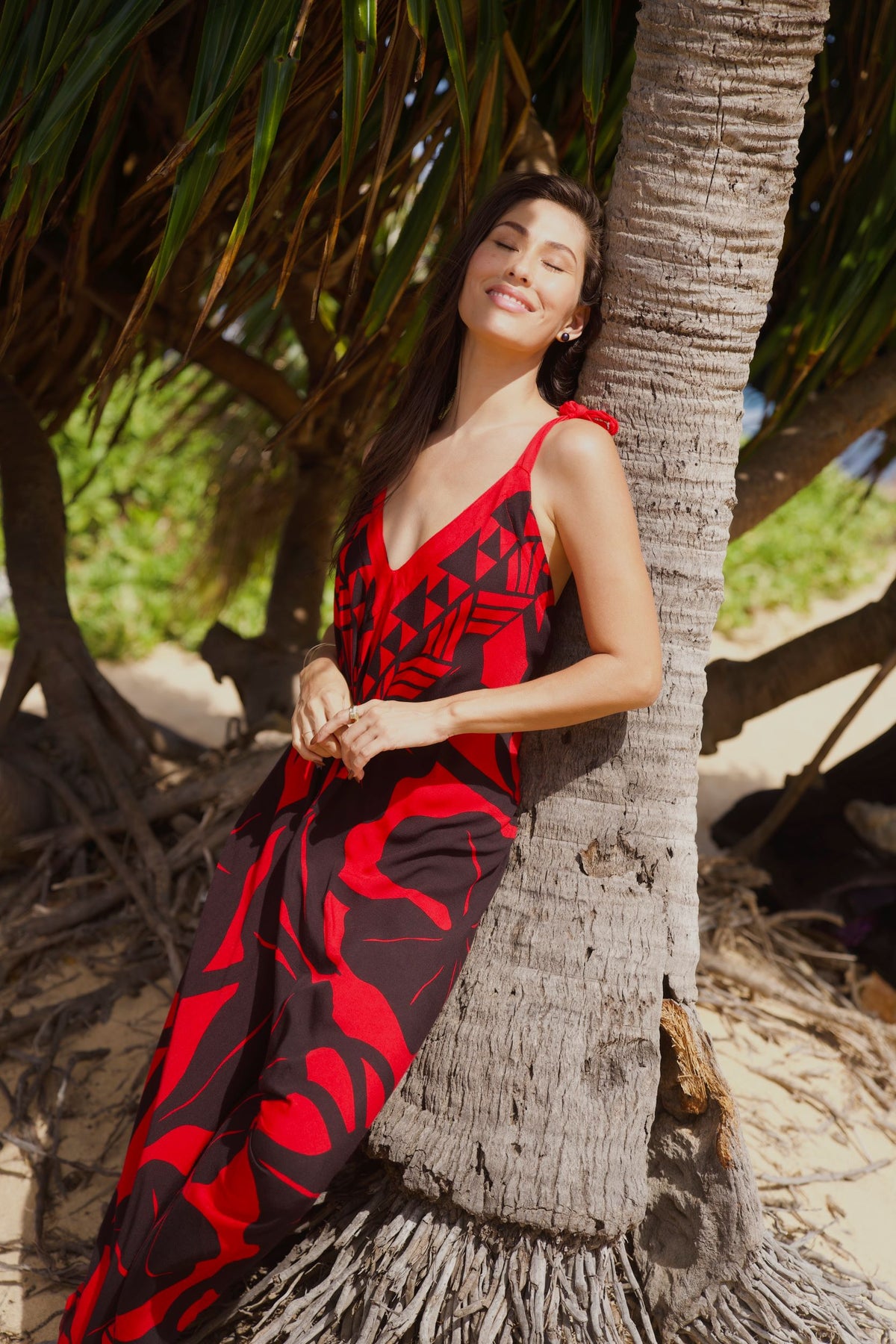 Pop-Up Mākeke - Lotus &amp; Lime - Hele Hawaiian Jumpsuit - Taro in Red &amp; Black