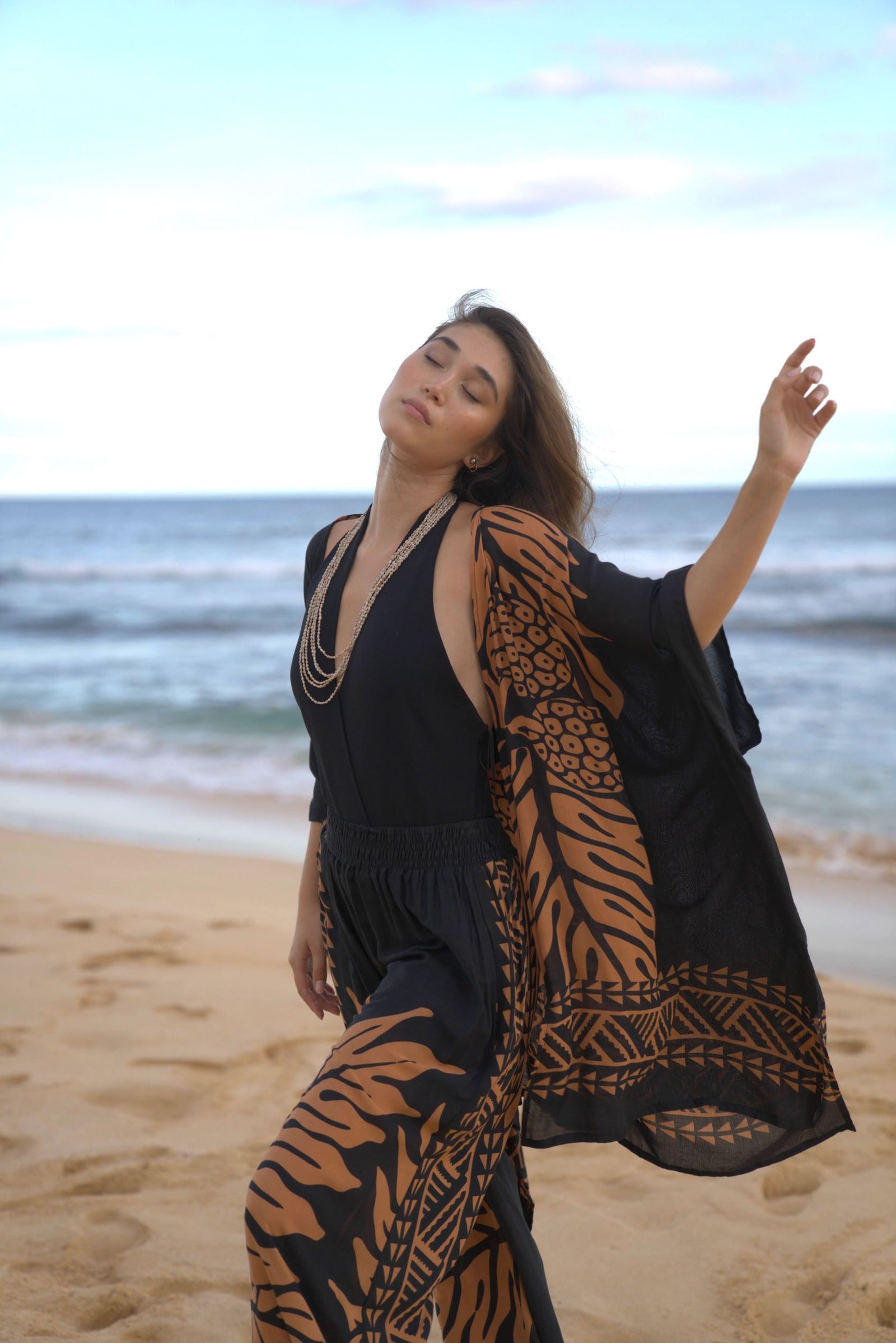 Pop-Up Mākeke - Lotus & Lime - Palazzo Pant & Kimono Set - Ulu in Black & Bronze