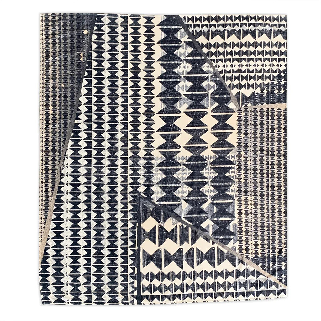 Pop-Up Mākeke - Noho Home - Kīpola Luxury Throw Blanket