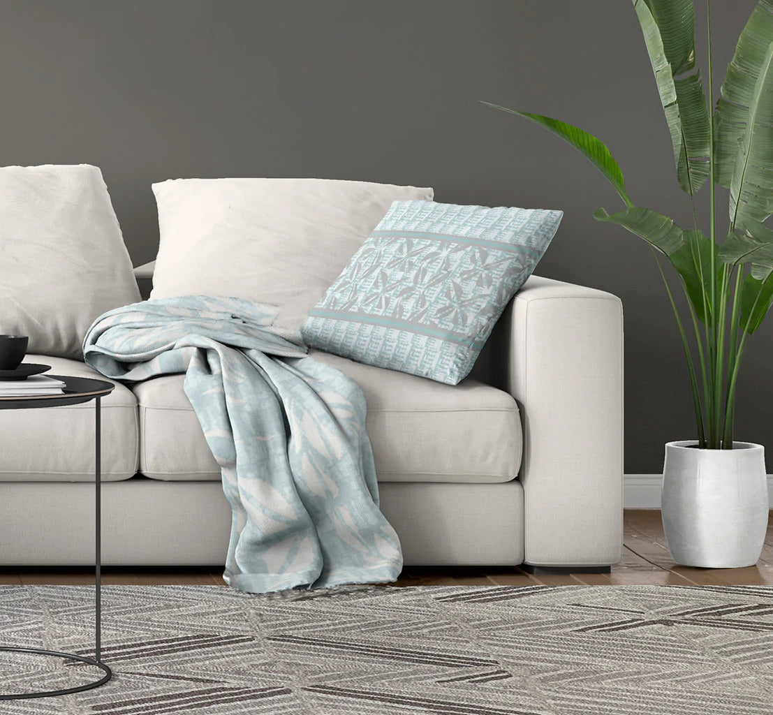 Pop-Up Mākeke - Noho Home - Pīʻāpā Luxury Throw Blanket - In Use