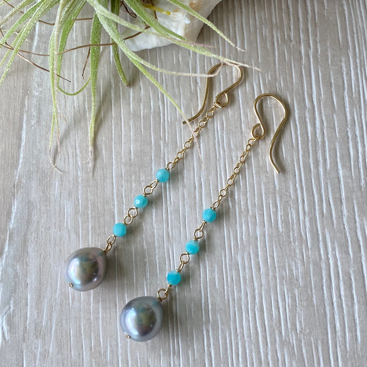 Pop-Up Mākeke - Stacey Lee Designs - Tahitian Pearl Pendulum Earrings