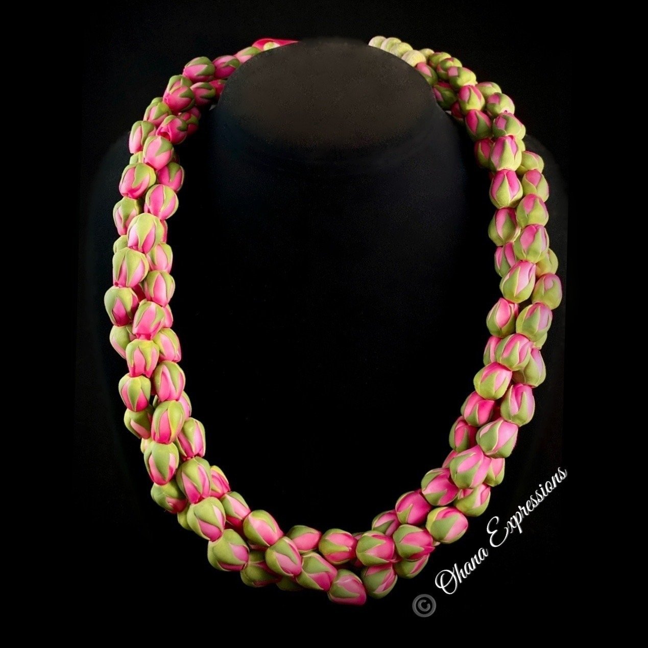 Lokelani Rosebud Lei - 25in